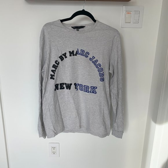 Marc by Marc Jacobs Long Sleeve Grey Tee - Picture 1 of 4